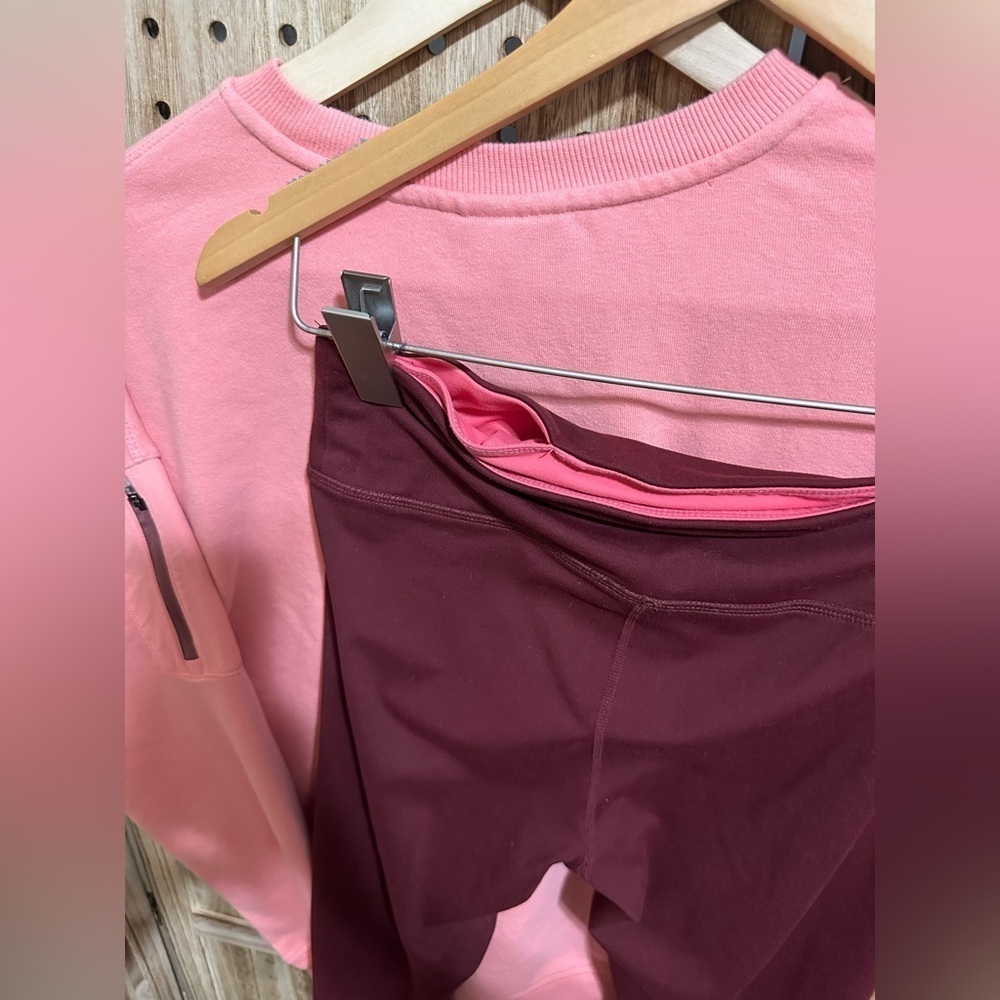 Reebok Women’s Level Up Crewneck & Leggings Set Size S - Picture 7 of 8